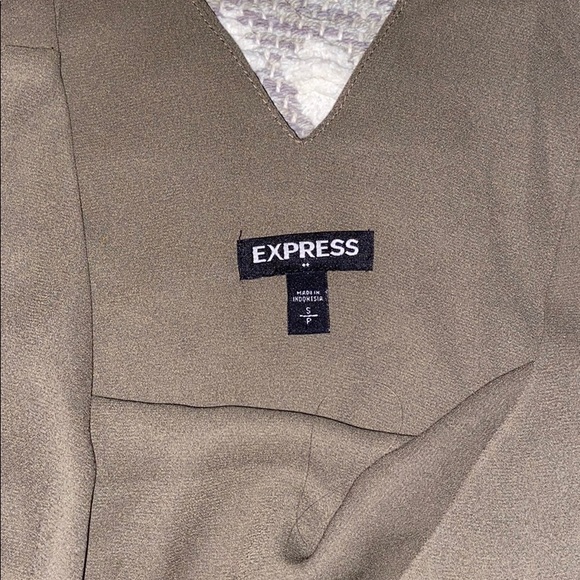 green strappy tank top - Picture 3 of 3